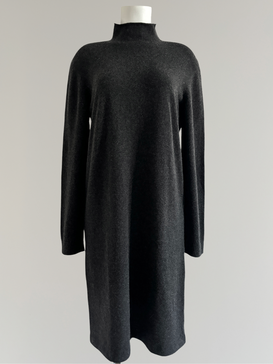 HERMÈS BY MARGIELA AW2002 CASHMERE DRESS – MIES