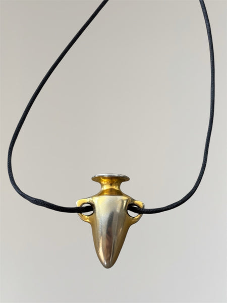 VINTAGE ROBERT LEE MORRIS GOLD PLATED PENDANT