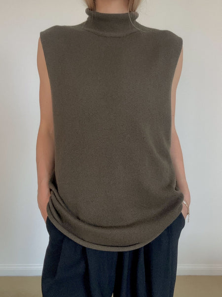 HERMÈS BY MARGIELA SLEEVELESS CASHMERE TURTLENECK