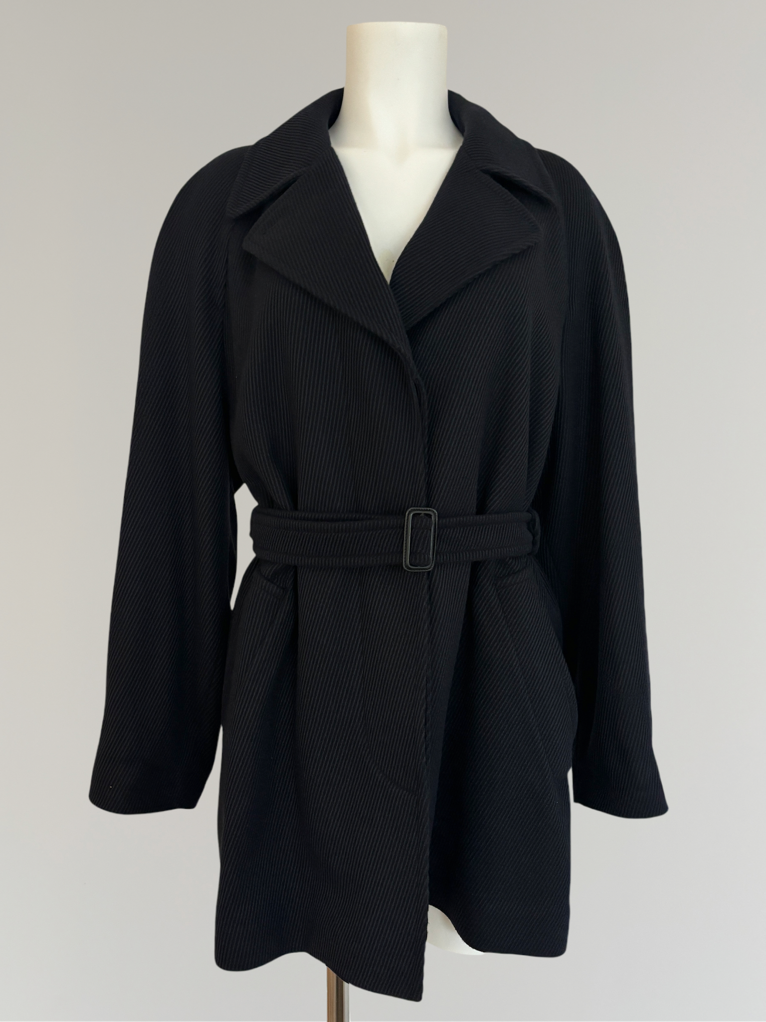 HERMÈS BY MARGIELA AW2003 SHORT CASHMERE COAT – MIES HERMÈS BY MARGIELA AW2003 SHORT CASHMERE COAT – MIES