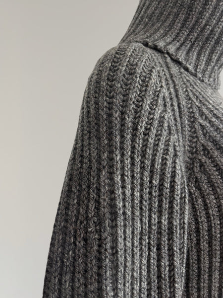 HERMÈS BY MARGIELA AW1999 TRANSFORMABLE CASHMERE KNIT