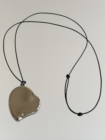 HALSTON BY ELSA PERETTI COMPACT PERFUME PENDANT NECKLACE