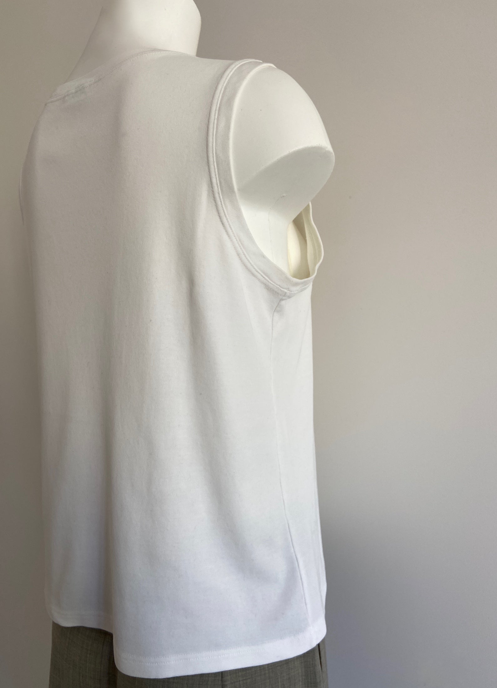 HERMÈS BY MARGIELA SS2000 SLEEVELESS JERSEY TOP – MIES